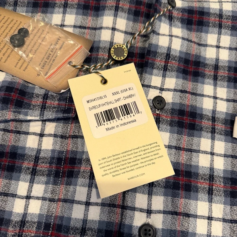 Barbour Men's Navy and White‎ Plaid Shirt